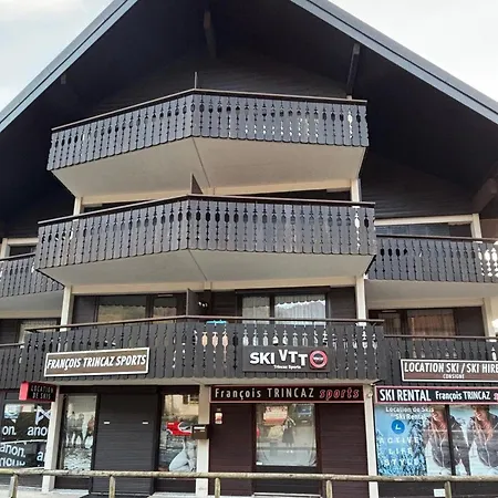 Apartment Au Centre Du Village Avec Balcon Et Parking - Fr-1-692-104 *
